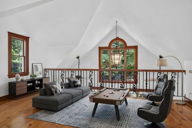 82 N Quinsigamond Ave, Shrewsbury, MA 01545