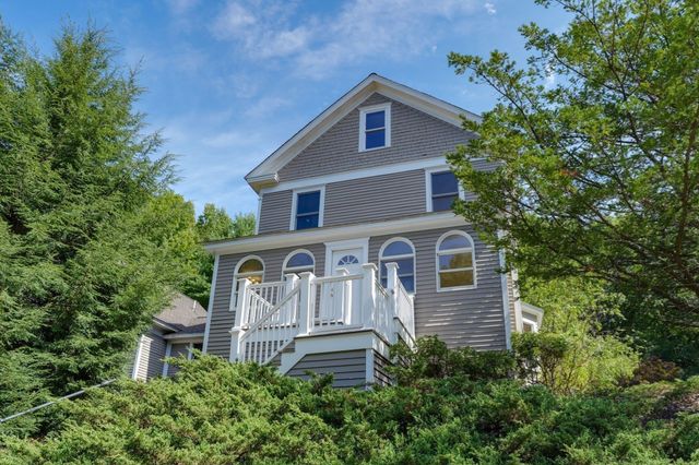82 N Quinsigamond Ave, Shrewsbury, MA 01545