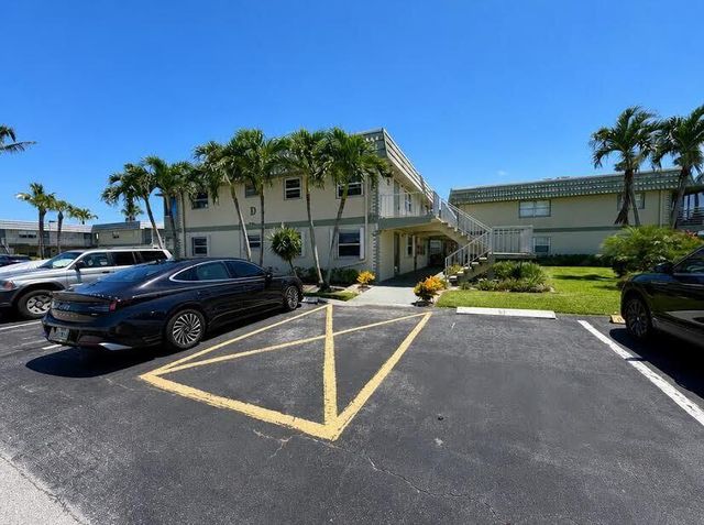 192 BRITTANY D Terrace, Delray Beach, FL 33446
