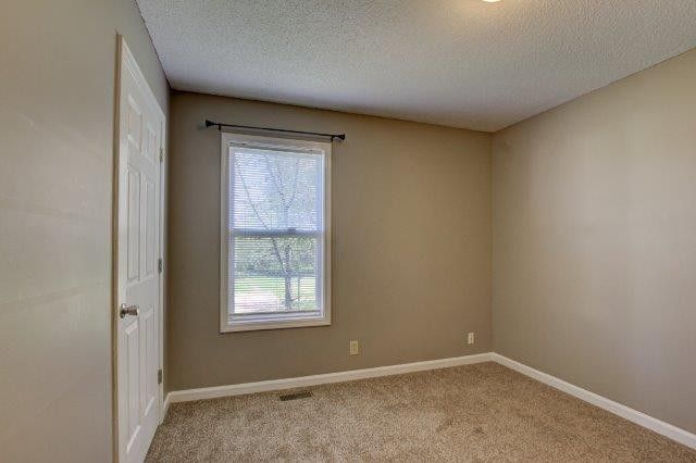 1822 Harbor Drive, Oak Grove, KY 42262