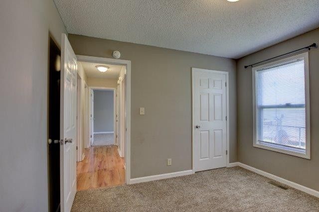 1822 Harbor Drive, Oak Grove, KY 42262