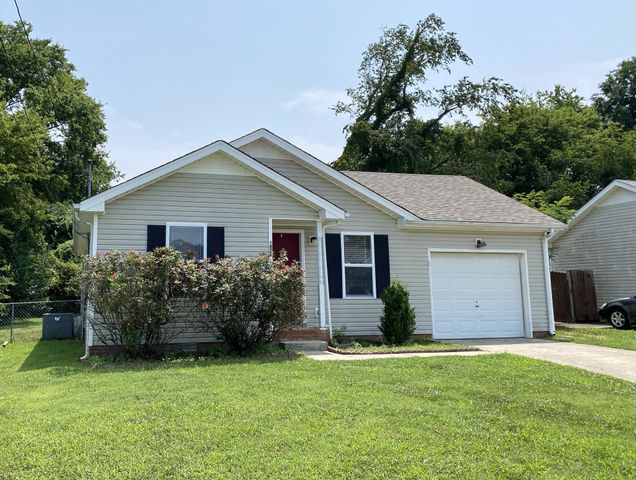 1822 Harbor Drive, Oak Grove, KY 42262