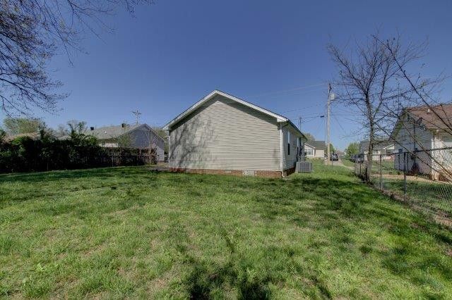 1822 Harbor Drive, Oak Grove, KY 42262