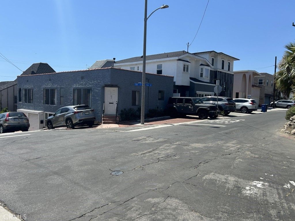323 35th, Manhattan Beach, CA 90266 — exterior