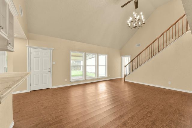 513 S Crockett Street, Deer Park, TX 77536