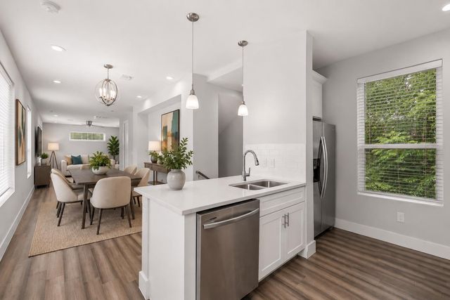 6109 Cherrylawn CIR A, Austin, TX 78723