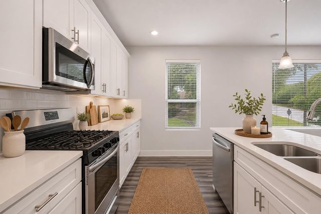 6109 Cherrylawn CIR A, Austin, TX 78723