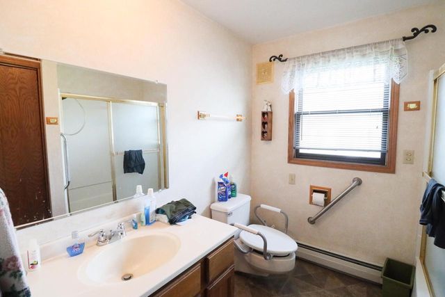 539 10th PLACE N, Onalaska, WI 54650
