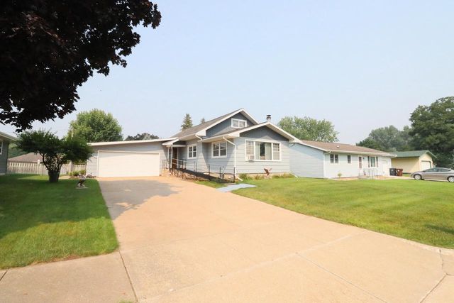 539 10th PLACE N, Onalaska, WI 54650