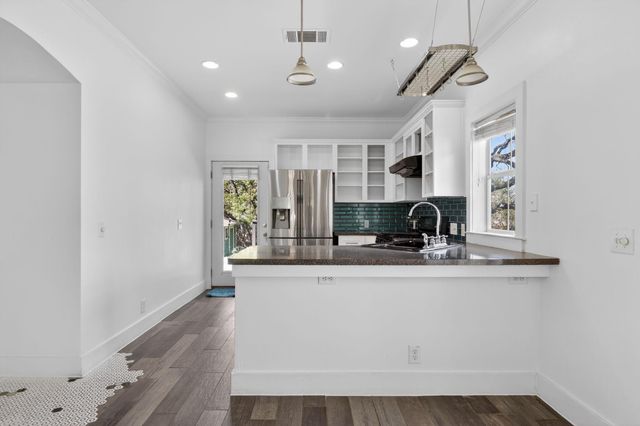 3614 S 2nd ST, Austin, TX 78704