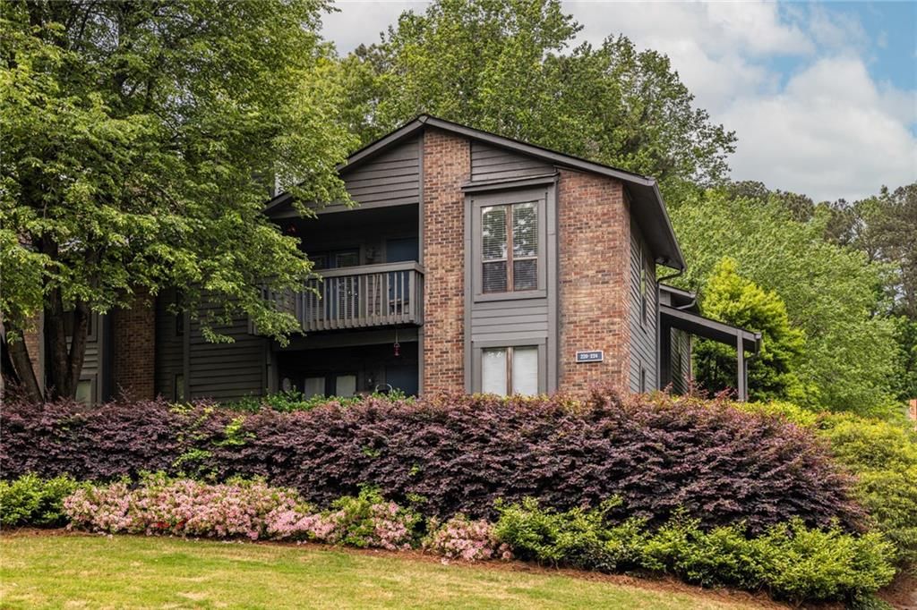 223 Tuxworth Circle, Decatur, GA 30033