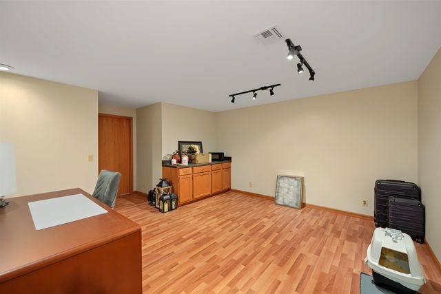 1207 Sierra Dr, Salina, KS 67401
