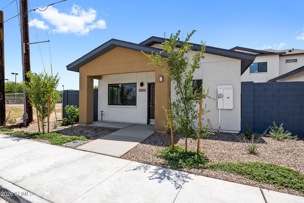 2331 E MCARTHUR Drive, Tempe, AZ 85288 — photo 2