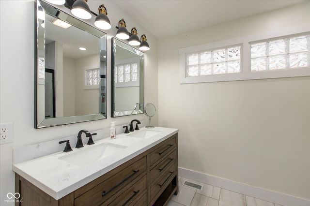 5646 State Road 46 W, Nashville, IN 47448