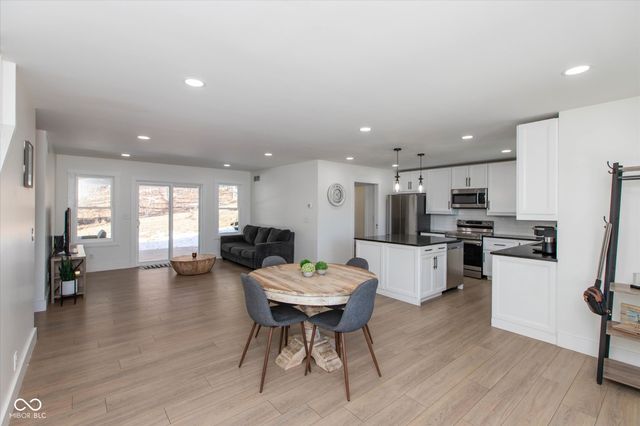 5646 State Road 46 W, Nashville, IN 47448