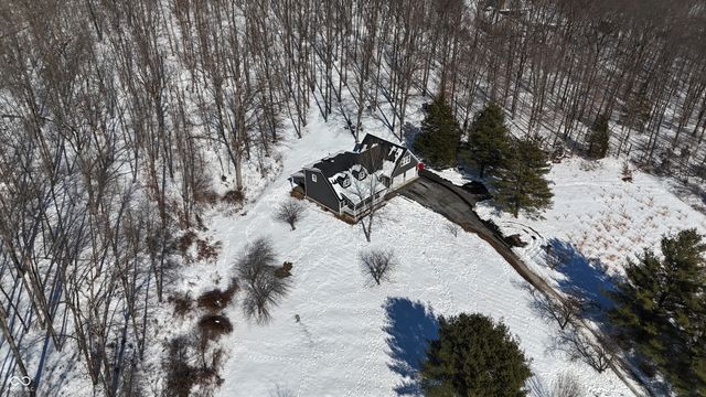 5646 State Road 46 W, Nashville, IN 47448