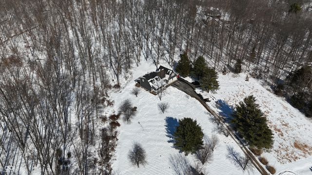 5646 State Road 46 W, Nashville, IN 47448