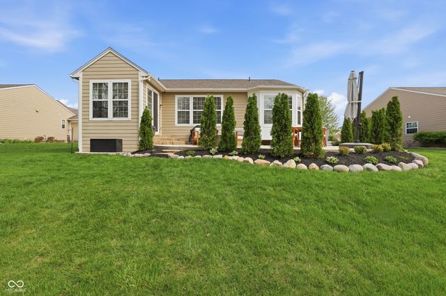 571 King Fisher Drive, Brownsburg, IN 46112