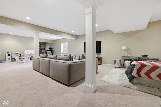 571 King Fisher Drive, Brownsburg, IN 46112