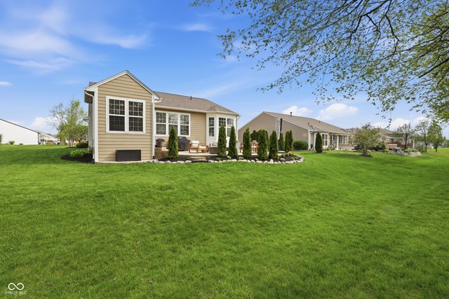 571 King Fisher Drive, Brownsburg, IN 46112