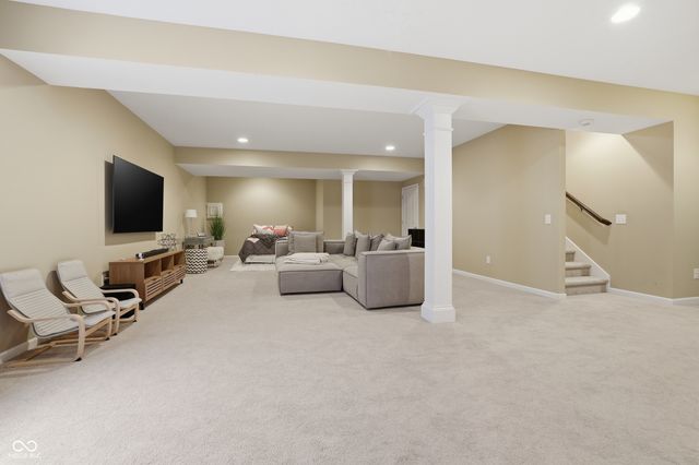 571 King Fisher Drive, Brownsburg, IN 46112