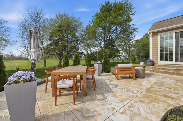 571 King Fisher Drive, Brownsburg, IN 46112