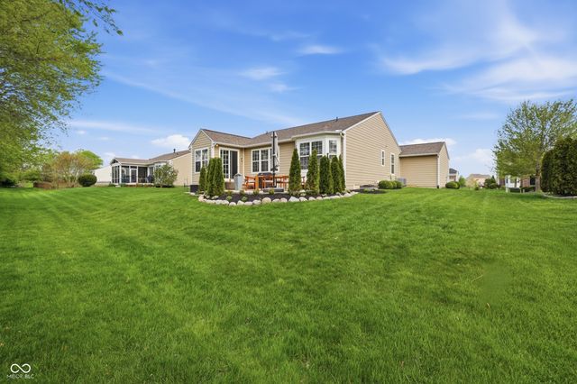 571 King Fisher Drive, Brownsburg, IN 46112
