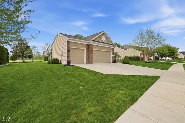 571 King Fisher Drive, Brownsburg, IN 46112