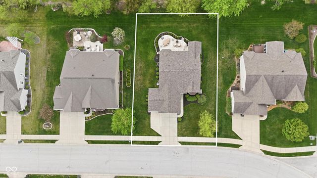 571 King Fisher Drive, Brownsburg, IN 46112