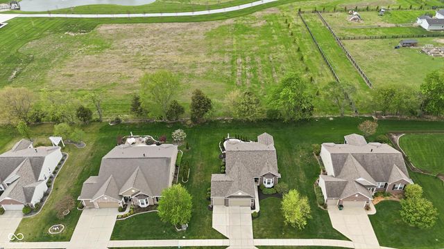 571 King Fisher Drive, Brownsburg, IN 46112