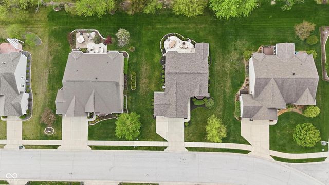 571 King Fisher Drive, Brownsburg, IN 46112