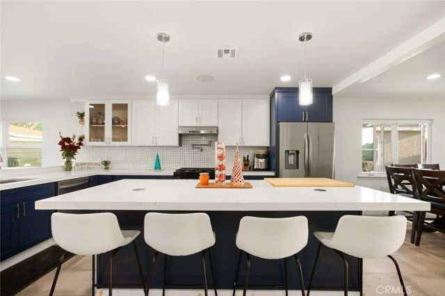 11077 See Dr, Whittier, CA 90606