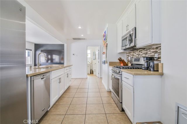 1404 E Michelson, Long Beach, CA 90805