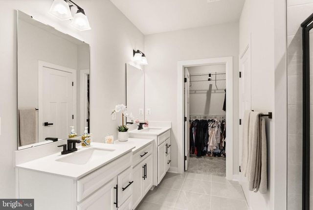 42595 PITLOCHRY TER, Sterling, VA 20166