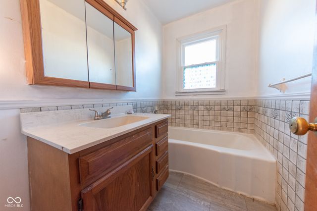 2822 22nd Street, Columbus, IN 47201