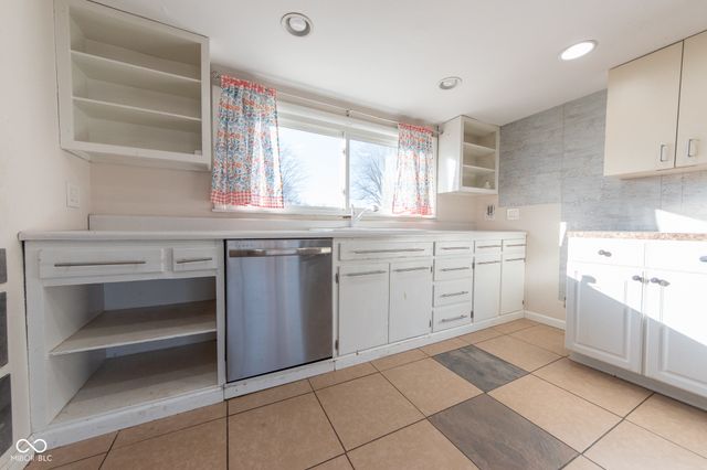 2822 22nd Street, Columbus, IN 47201