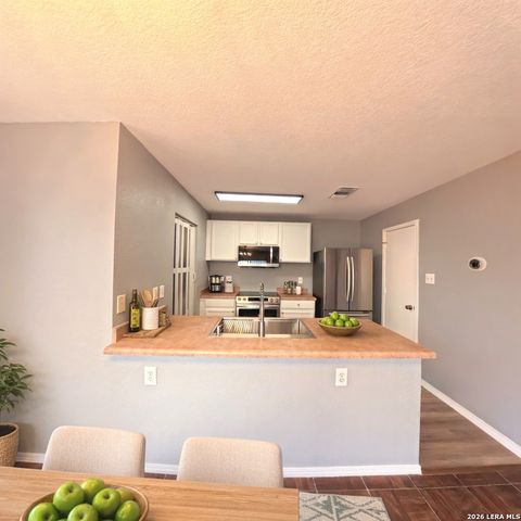 54 badgers, San Antonio, TX 78238