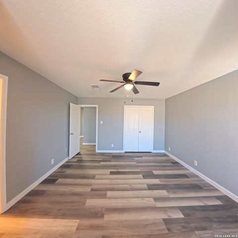 54 badgers, San Antonio, TX 78238