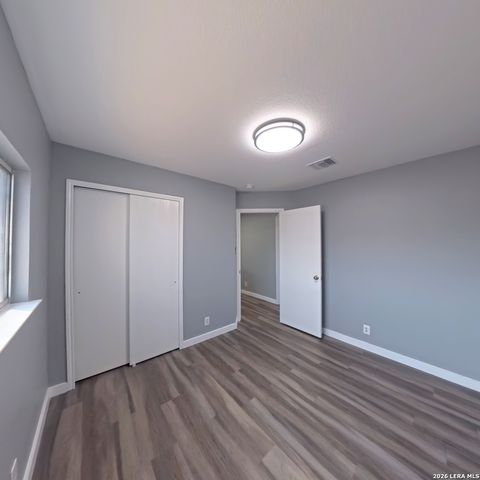 54 badgers, San Antonio, TX 78238