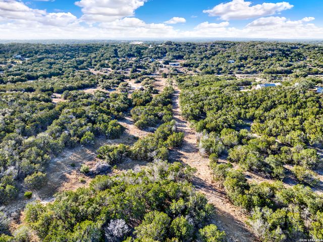 388 county road 243, Hondo, TX 78861