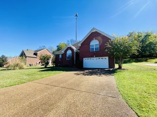 149 Stillwater Trl, Hendersonville, TN 37075