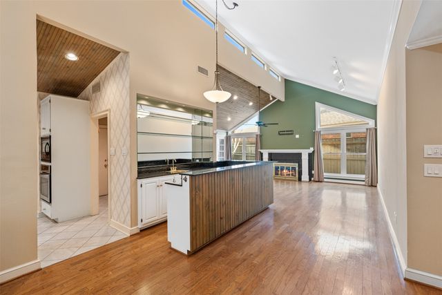 5821 Ridgerock Court, Fort Worth, TX 76132