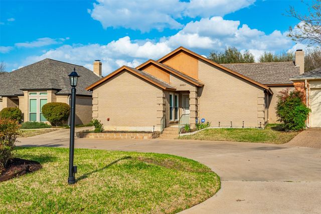 5821 Ridgerock Court, Fort Worth, TX 76132