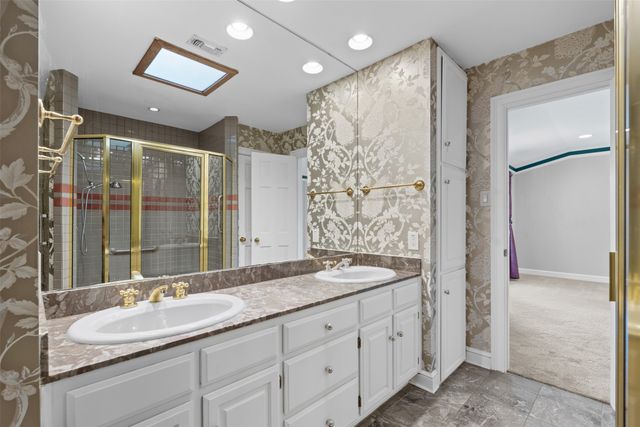 5821 Ridgerock Court, Fort Worth, TX 76132