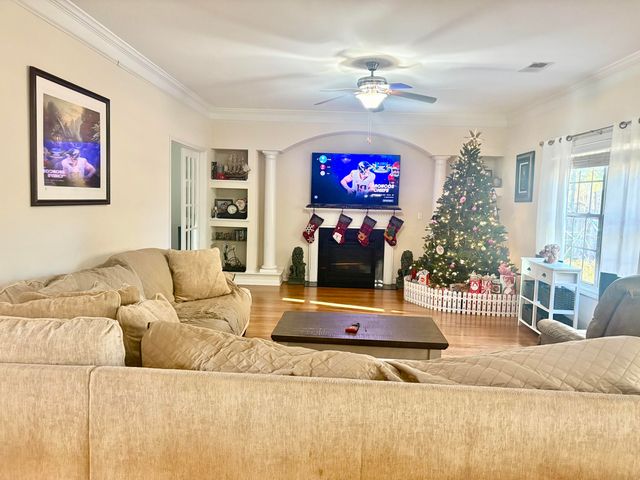 5565 Schellin Drive, Dalzell, SC 29040