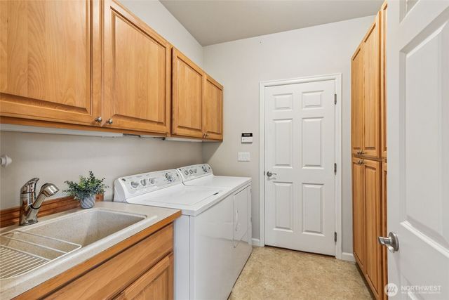 3202 Sugar Loaf Street SE, Olympia, WA 98501