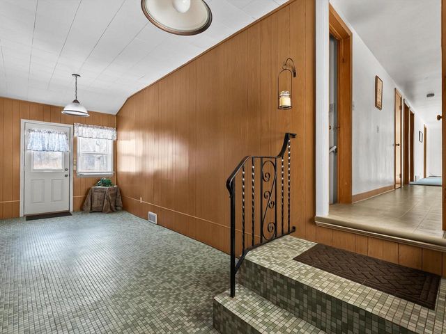 955 Laduron DRIVE, Mishicot, WI 54228