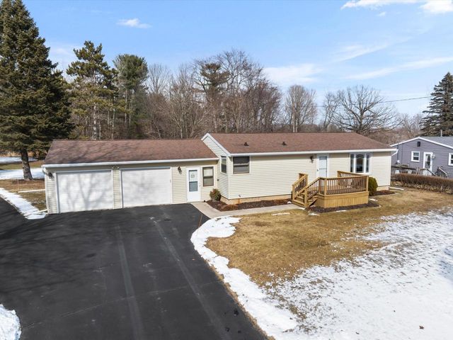 955 Laduron DRIVE, Mishicot, WI 54228