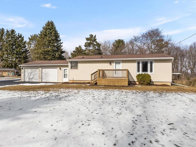 955 Laduron DRIVE, Mishicot, WI 54228