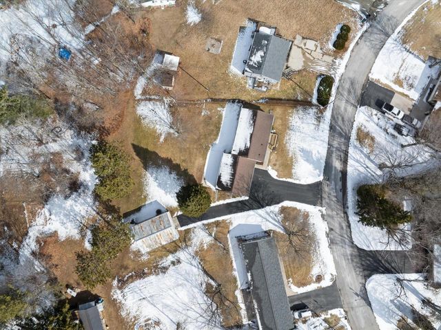 955 Laduron DRIVE, Mishicot, WI 54228